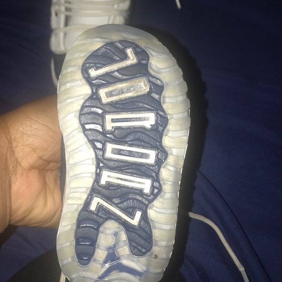 Jordan 11 retro - Picture 2 of 2